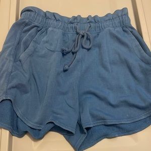 Universal thread, size medium, blue, soft, high waisted shorts
